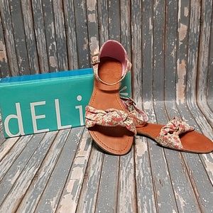 Delia's fashion sandal